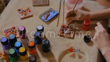 陶工坊专业女陶工绘画陶瓷纪念磁铁